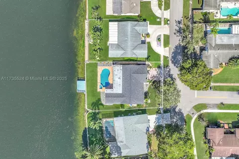 2000 NW 107th Ave, Pembroke Pines, FL 33026