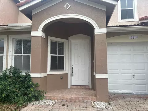 13814 SW 276th St #-, Homestead, FL 33032