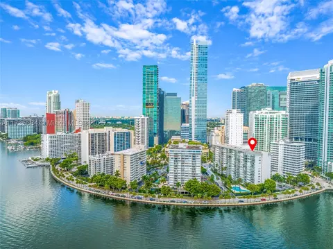 1408 Brickell Bay Dr #917, Miami, FL 33131