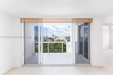 1800 Sunset Harbour Dr #701, Miami Beach, FL 33139