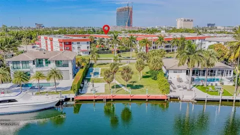 580 Egret Dr #119, Hallandale Beach, FL 33009