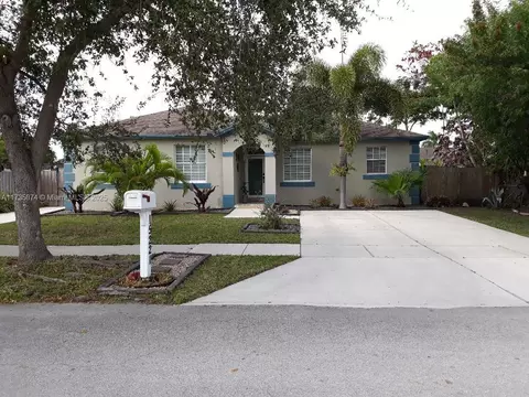 15221 SW 308 St, Homestead, FL 33033