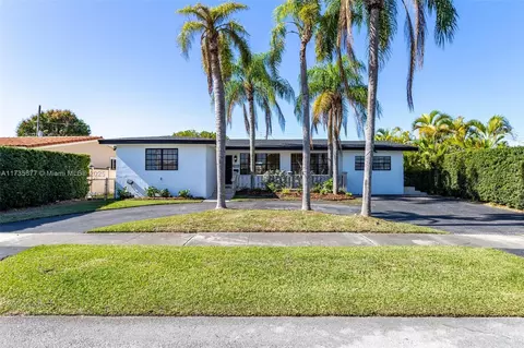 5010 SW 90th Ct, Miami, FL 33165