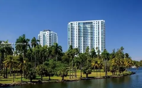 1871 NW S River Dr #1103, Miami, FL 33125