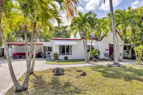 1960 NE 182nd St, North Miami Beach, FL 33162