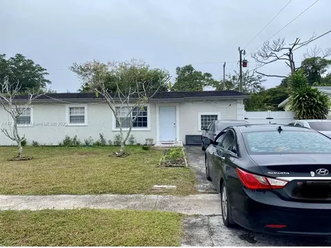 4850 Tortuga Dr, West Palm Beach, FL 33407