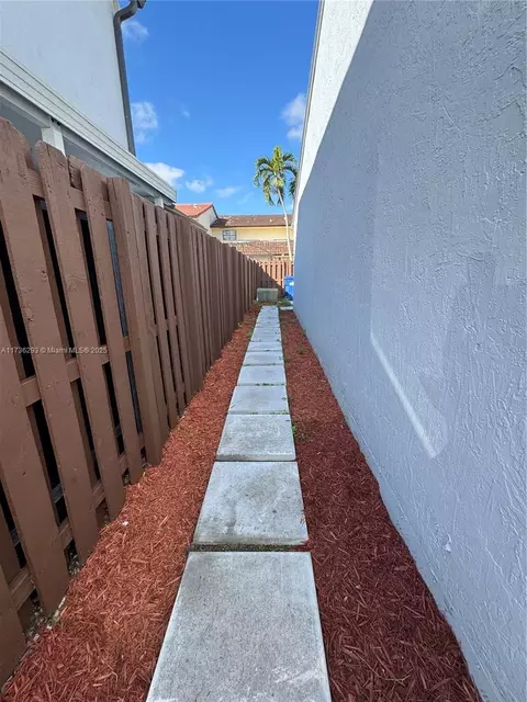 Undisclosed, Hialeah, FL 33015 photo 14