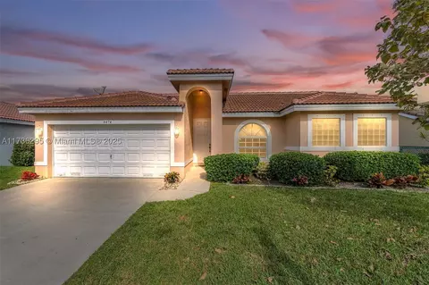 4474 NW 20th Ave, Oakland Park, FL 33309