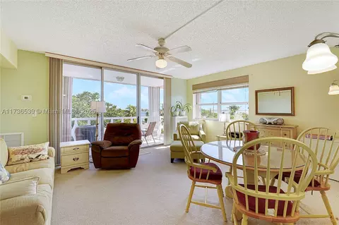 15 S Golfview Rd #506, Lake Worth, FL 33460