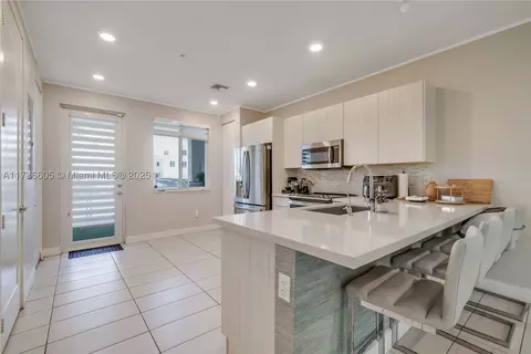 6416 NW 102nd Ct #107, Doral, FL 33178