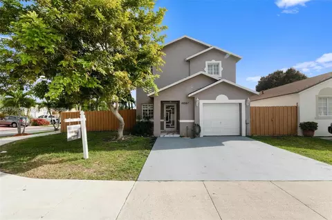 16067 SW 138th Pl, Miami, FL 33177