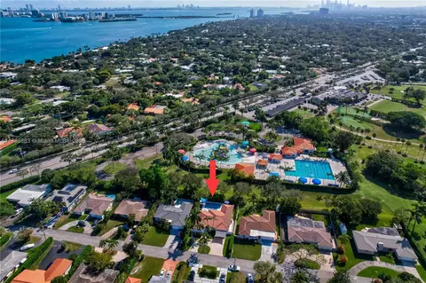 1080 NE 104th St, Miami Shores, FL 33138