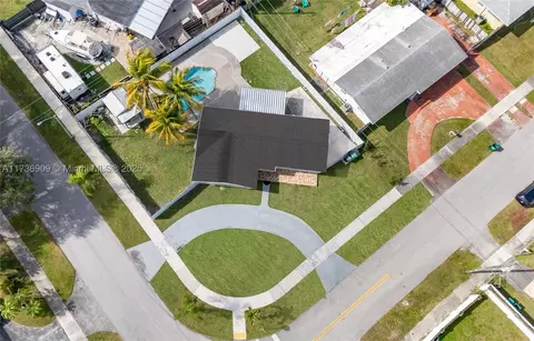 9470 Dana Rd, Cutler Bay, FL 33157