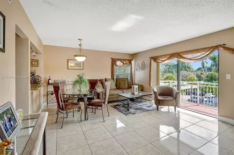 505 S Pine Island Rd #306B, Plantation, FL 33324
