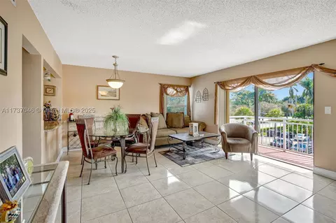 505 S Pine Island Rd #306B, Plantation, FL 33324