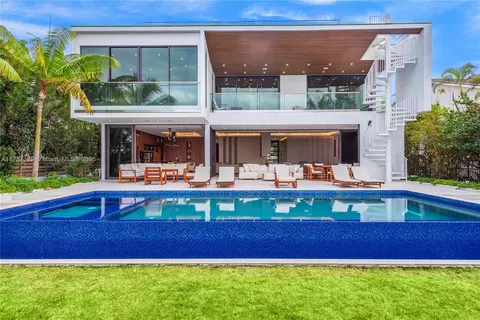 1785 Cleveland Rd, Miami Beach, FL 33141