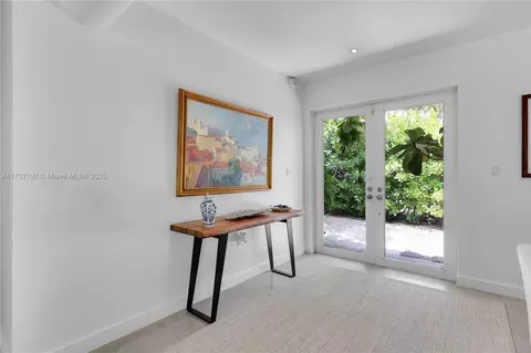 385 Harbor Ct, Key Biscayne, FL 33149 photo 11
