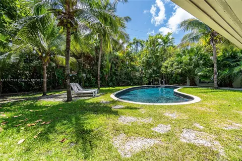 385 Harbor Ct, Key Biscayne, FL 33149 photo 18