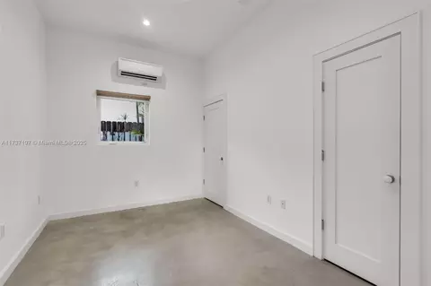 385 Harbor Ct, Key Biscayne, FL 33149 photo 37