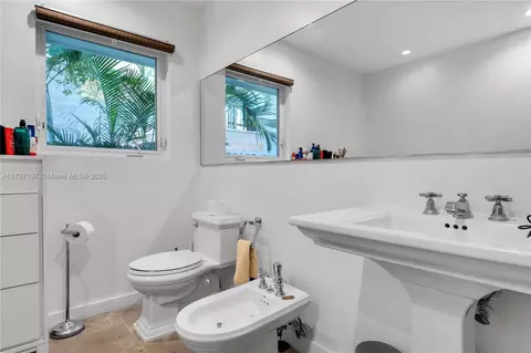 385 Harbor Ct, Key Biscayne, FL 33149 photo 35