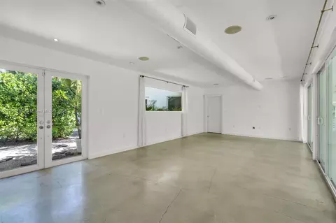 385 Harbor Ct, Key Biscayne, FL 33149 photo 14