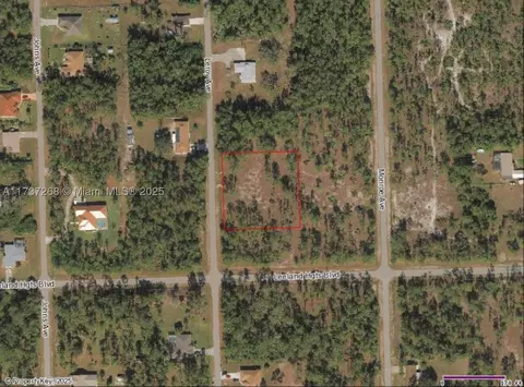 102 Leroy Ave, Lehigh Acres, FL 33936