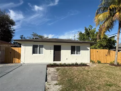 2201 NW 6th Ct, Fort Lauderdale, FL 33311
