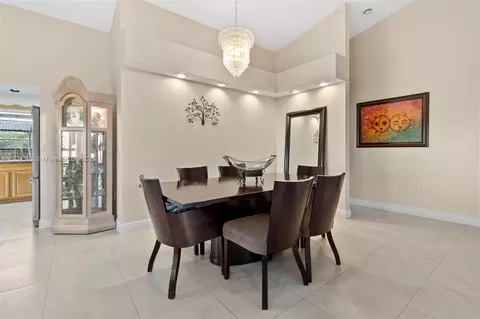 Undisclosed, Hialeah, FL 33015 photo 19