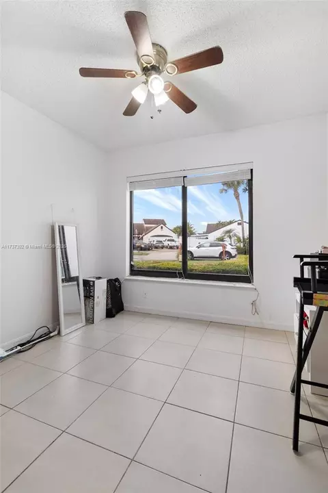 Undisclosed, Hialeah, FL 33015 photo 24