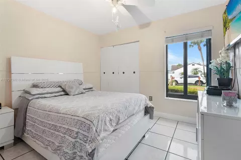 Undisclosed, Hialeah, FL 33015 photo 18