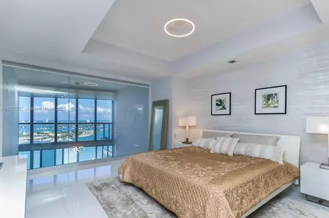 1100 Biscayne Blvd #3705, Miami, FL 33132