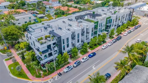 1030 15th St #221, Miami Beach, FL 33139