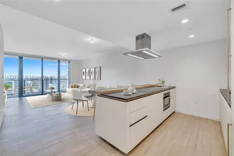 1000 Brickell Plz #3108, Miami, FL 33131