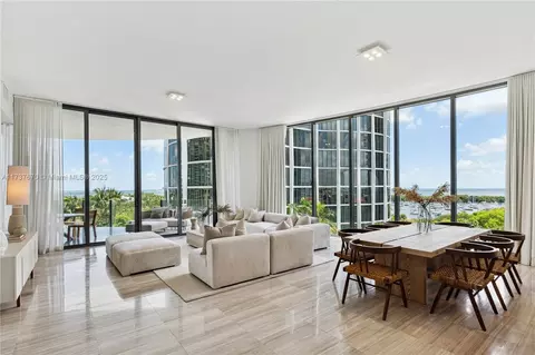 2821 S Bayshore Dr #7A, Miami, FL 33133