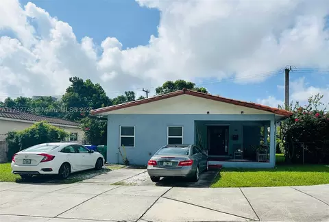 200 NE 44 St, Miami, FL 33137