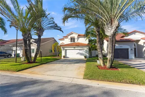 5331 NW 189th St, Miami Gardens, FL 33055 photo 2