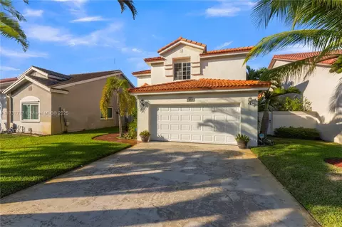 5331 NW 189th St, Miami Gardens, FL 33055