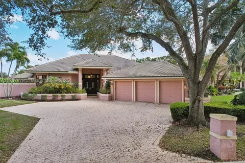1755 Eagle Trace Blvd, Coral Springs, FL 33071