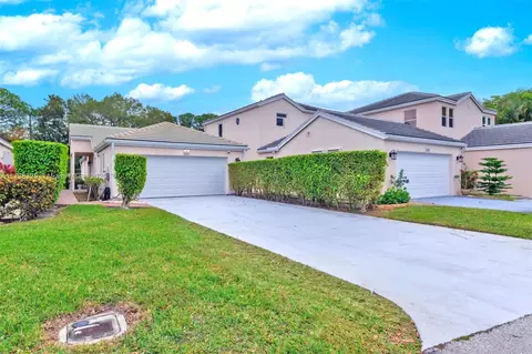 1009 Island Manor Dr, Greenacres, FL 33413