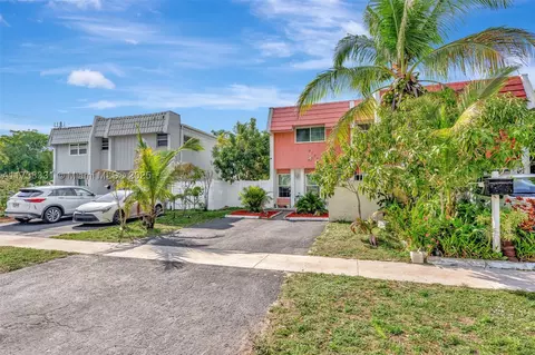 970 SW 80 Ave #A, North Lauderdale, FL 33068