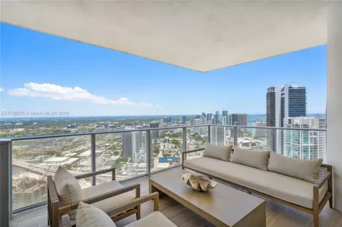 851 NE 1st Ave #4901, Miami, FL 33132