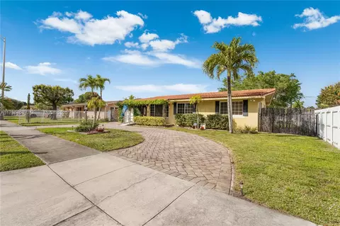 735 W 69th Pl, Hialeah, FL 33014 photo 25