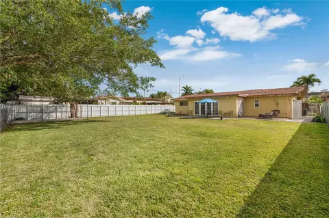 735 W 69th Pl, Hialeah, FL 33014 photo 21
