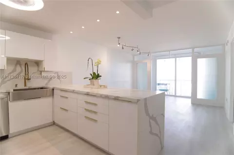 401 Ocean Dr #724, Miami Beach, FL 33139