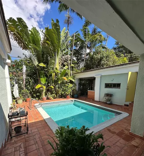 419 Blue Rd, Coral Gables, FL 33146