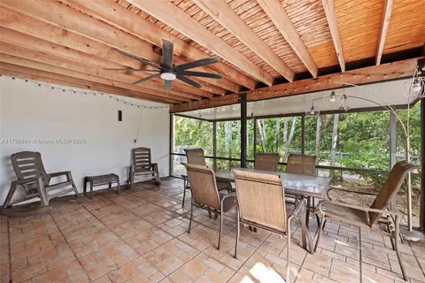 Exterior - 901 Apache St, Miami Springs, FL 33166 photo 2 of 5