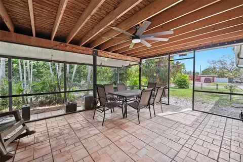 Exterior - 901 Apache St, Miami Springs, FL 33166 photo 1 of 5