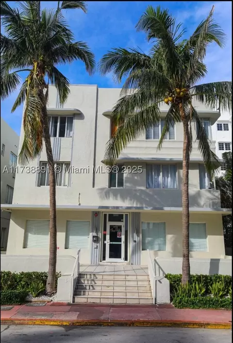 3710 Collins Ave #N-206, Miami Beach, FL 33140