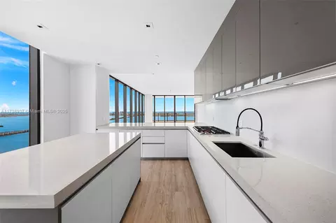 788 NE 23rd St #5602, Miami, FL 33137
