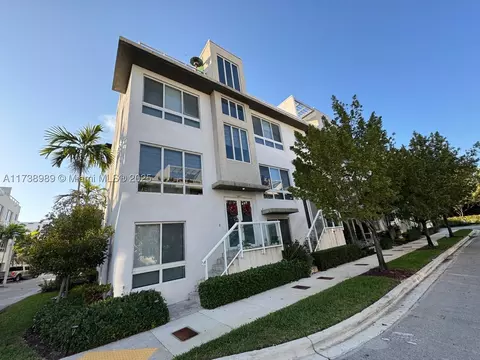 6610 NW 105th Ave #1, Doral, FL 33178